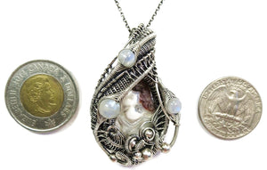 Mexican Crazy Lace Pendant with Rainbow Moonstone